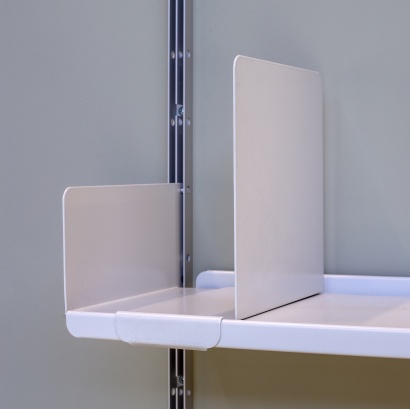 high quality metal bookend for books, vinyl record upright best storage position. Vitsœ shelving. Designer Dieter Rams