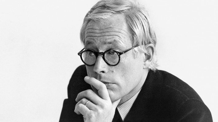 Dieter Rams, Vitsœ’s furniture designer. Photograph by Abisag Tüllmann
